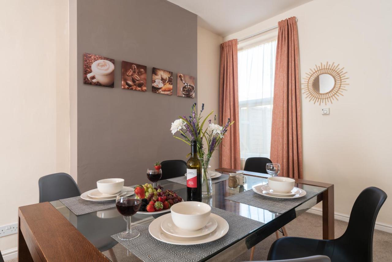 3 Bedroom-5 Beds Newland Ave King'S Palace Leisure-Contractor-Heart Of Hull Amenities Kingston upon Hull Exterior foto